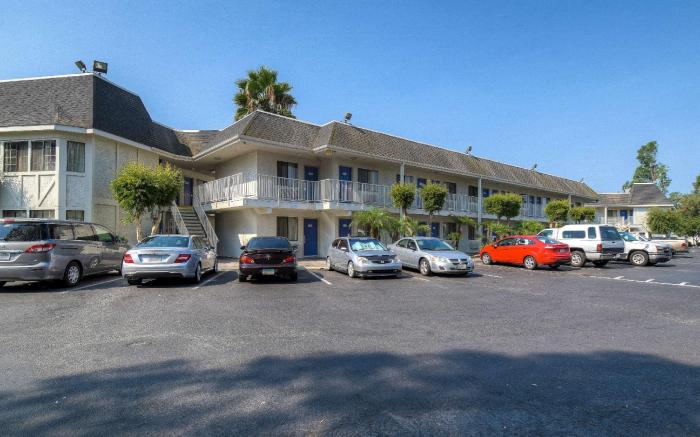Motel 6 El Cajon, CA - San Diego