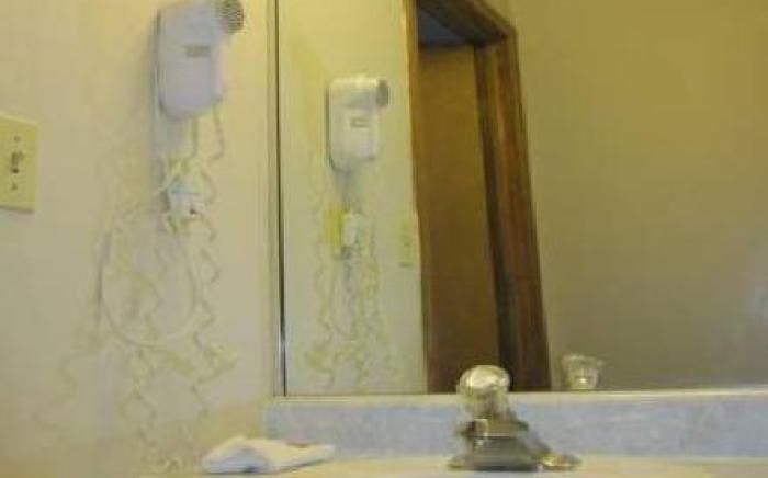 Economy Inn Tonawanda