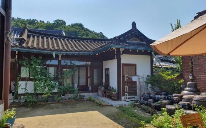 Jeonju Hanok Village Sookbak The Hanok