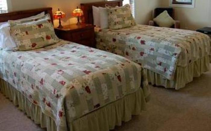 Finlay House Bed and Breakfast Niagara - on - the - Lake