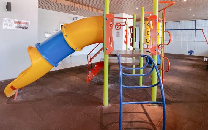 Atlantis 6-12pax/Pool View/At Town/Jonker/TVBox