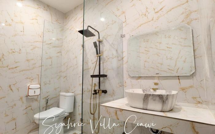 SYAHRIE VILLA CIAWI 