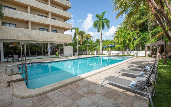 Regency Miami Airport by Sonesta