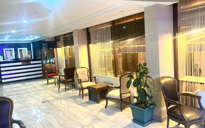 Grand Lara Hotel