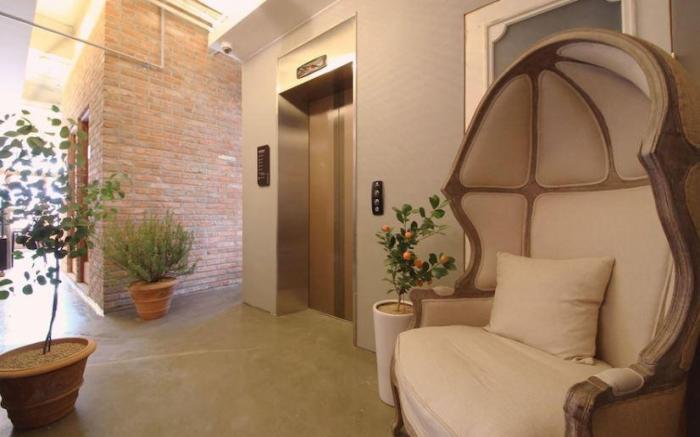Kayla Hotel
