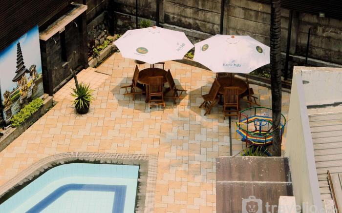 Luxury Studio Metropark Condo Jababeka By Travelio