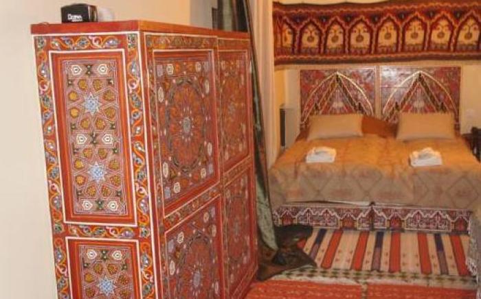Riad Les Remparts De Fes