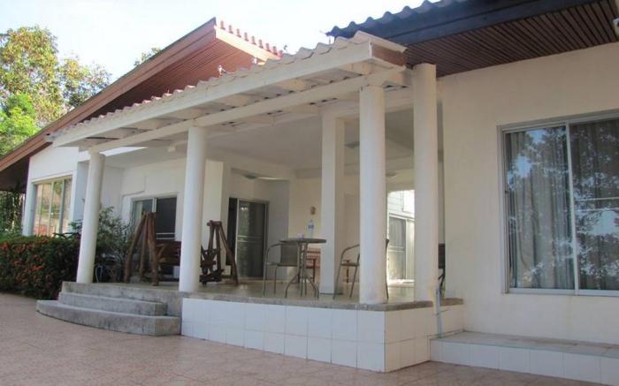 KOH JUM SEA BEACH RESORT