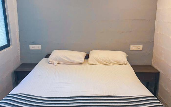 12 Monks Hostel Goa