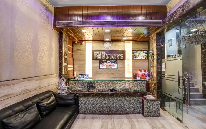 Hotel Fabstays-South Delhi