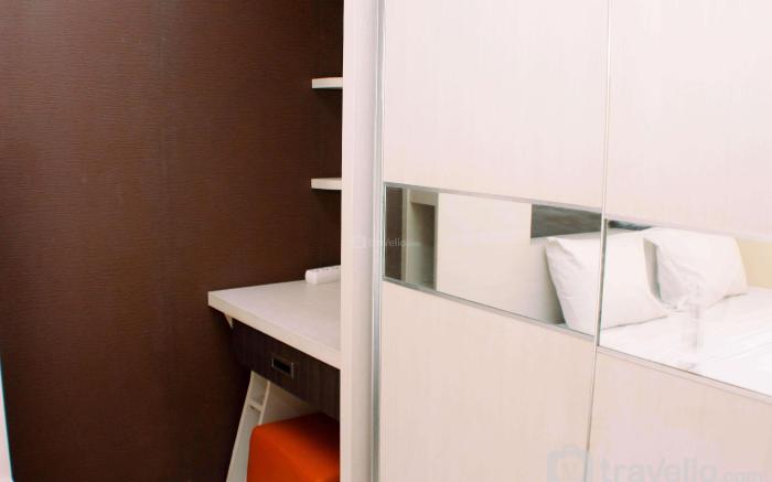 Nice Strategic 2BR Green Pramuka City By Travelio