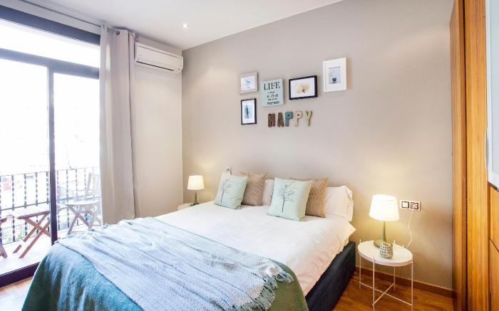 Viladomat Eixample Apartment