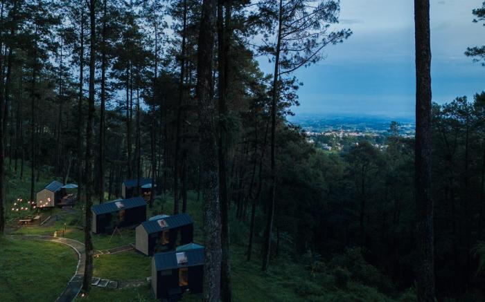 Bobocabin Pacet, Mojokerto