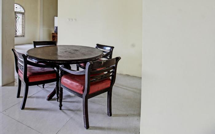 Hotel O Ayu Bypass MansionNearBundaran Gerung