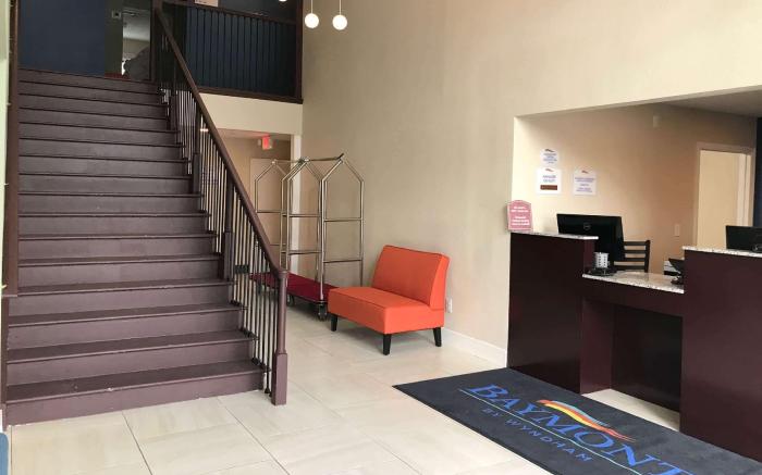 Baymont by Wyndham Lake Park Valdosta I75