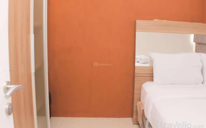 Comfy Cozy 2BR Bassura City near Mall By Travelio