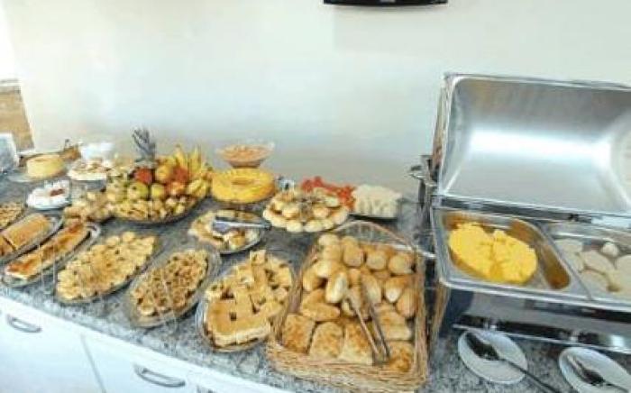 Simas Praia Hotel