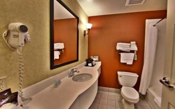 Sleep Inn & Suites