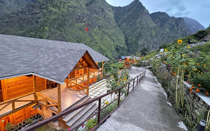 Blue Poppy premier Joshimath