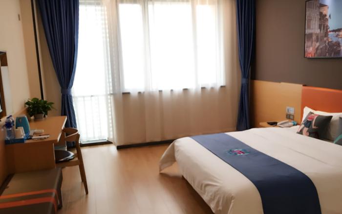 Pai Hotel Zhuhai City Polytechnic Aviation City Airport