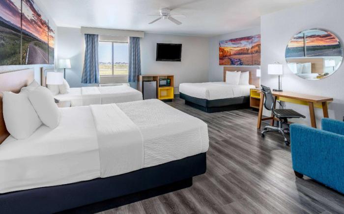 Days Inn by Wyndham Lamar