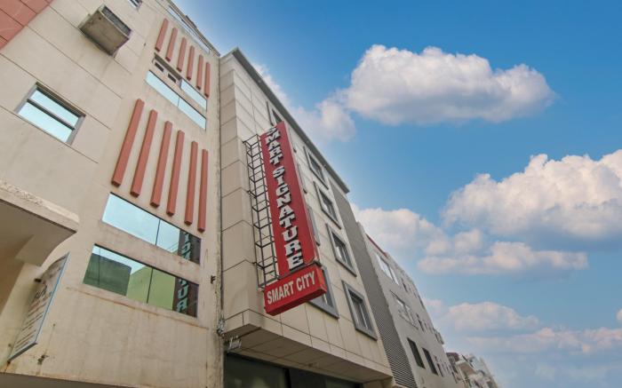 Hotel Smart Signature