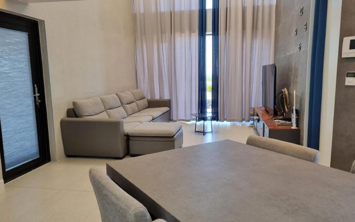 JEJU Aewol Healing House / Private Pension / Aewol Cafe Street/Yeonhwa Pond/