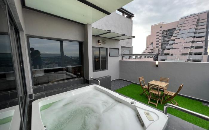 Attic✦Premium Private Pool@MelakaTown [Netflix]#63