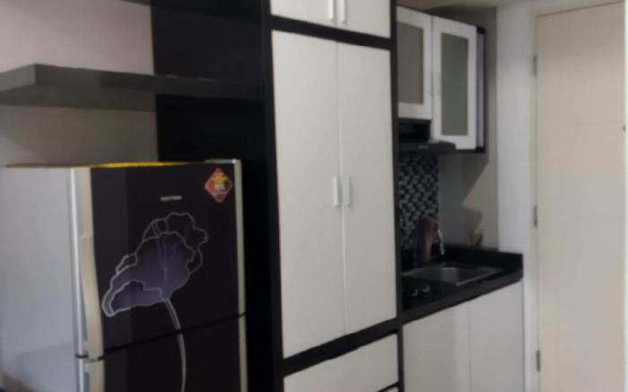 2BR apt Tanglin Pakuwon Mall Griya Gailen 7 (5pax)