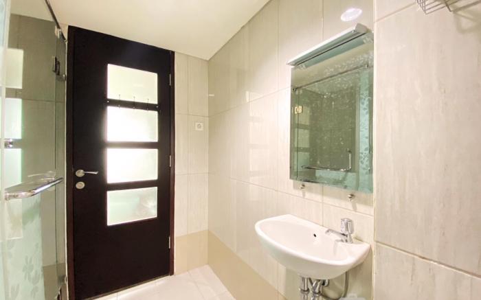 Luxury 2BR Apt at Tamansari La Grande By Travelio