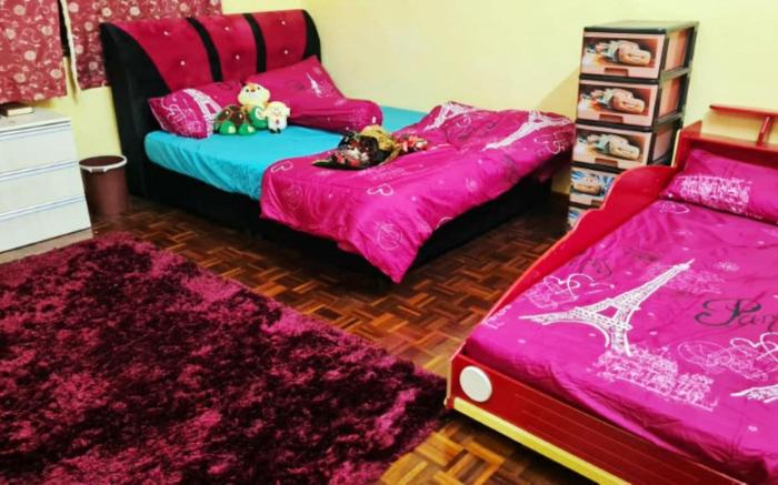 D'Serina Homestay 