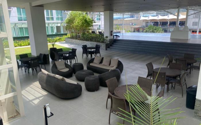 Davao Central Suites