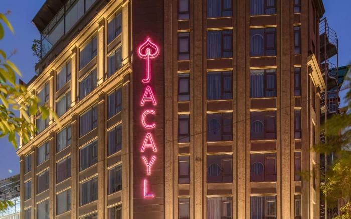 Jacayl Hotel