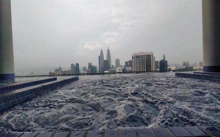 One bedroom 50mShoppingMall/Monorail/Rooftop Pool