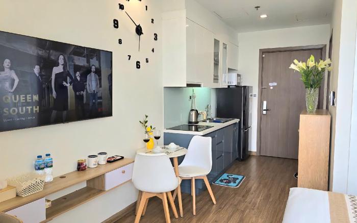 Studio Lake view  G3 Greenbay #Jerry's House