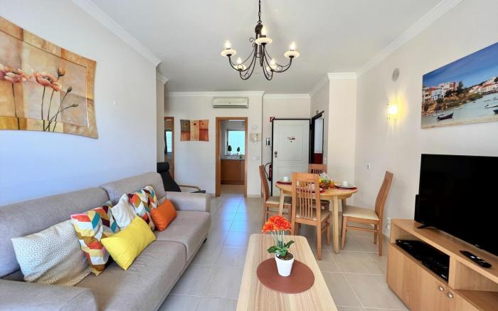 ALBUFEIRA TERRACE WITH POOL by HOMING