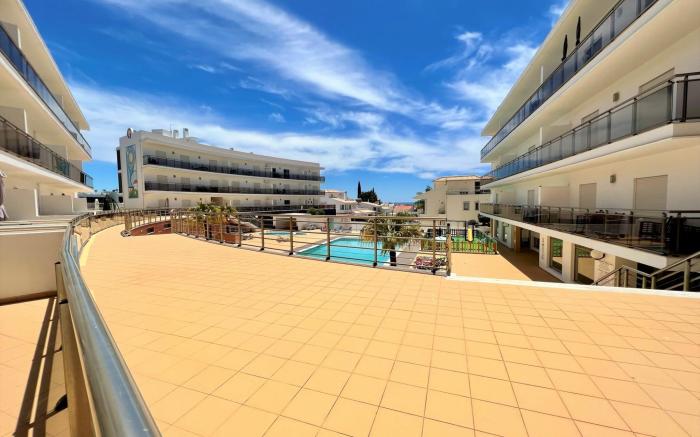 ALBUFEIRA TERRACE WITH POOL by HOMING