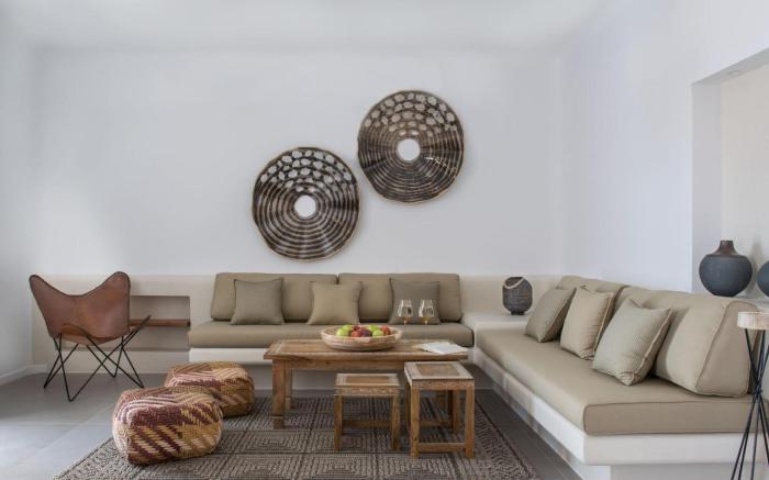 One Bedroom Panoramic - White & Co