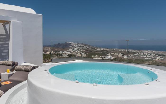 Deluxe  Suite Sea View &  Hot Tub - White & Co