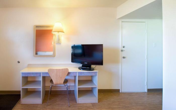 Motel 6 Pendleton, OR