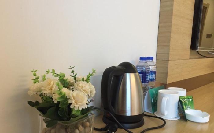 GreenTree Inn Xi'an Xincheng District Raily Station Wukou Metro Station Hotel