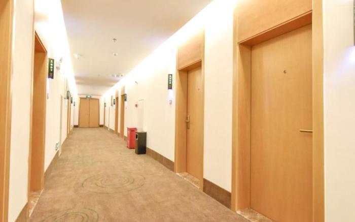 GreenTree Inn Kaifeng Jinming District Jinming Square Little Song City Hotel