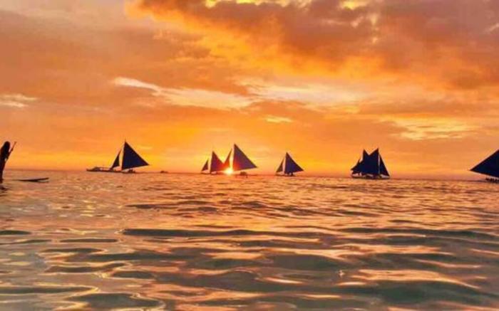 Tranquil Studio - 3 Mins. to White Beach (Unit 6)