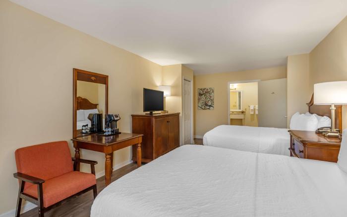 Best Western Plus Santee Inn