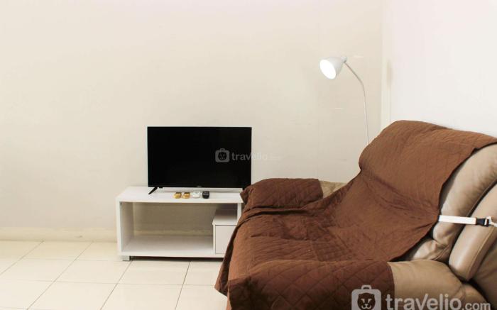 Comfort and Warm 2BR at Marina Ancol By Travelio