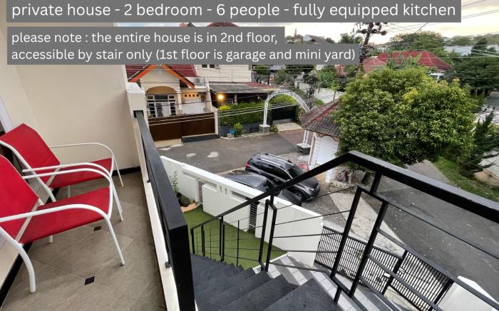 Guesthouse near Diponegoro University (2 BR)