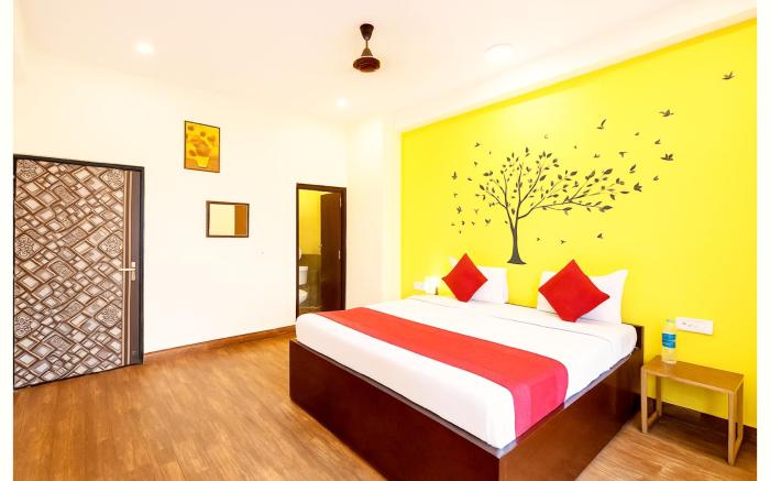 Goroomgo Hotel Paradise Varanasi