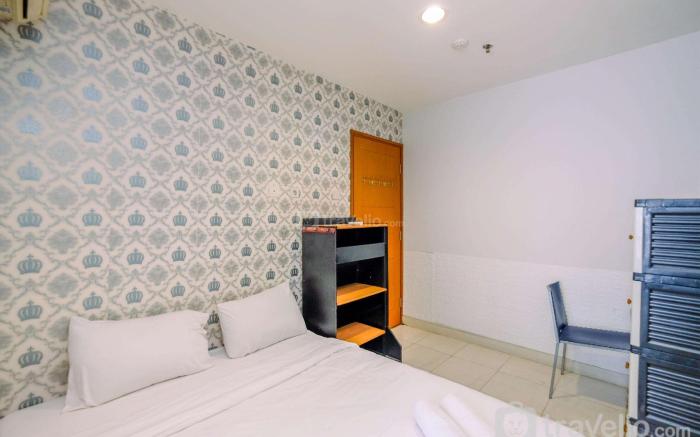 Comfort 2BR Cinere Bellevue Suites By Travelio