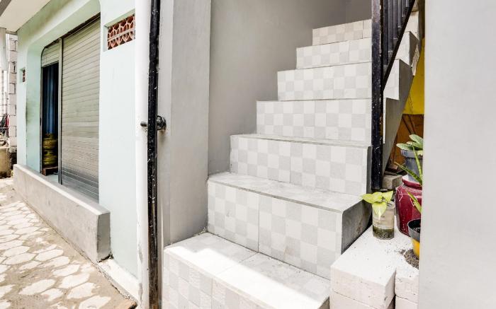 SPOT ON 91883 Kost 2 Putra Syariah