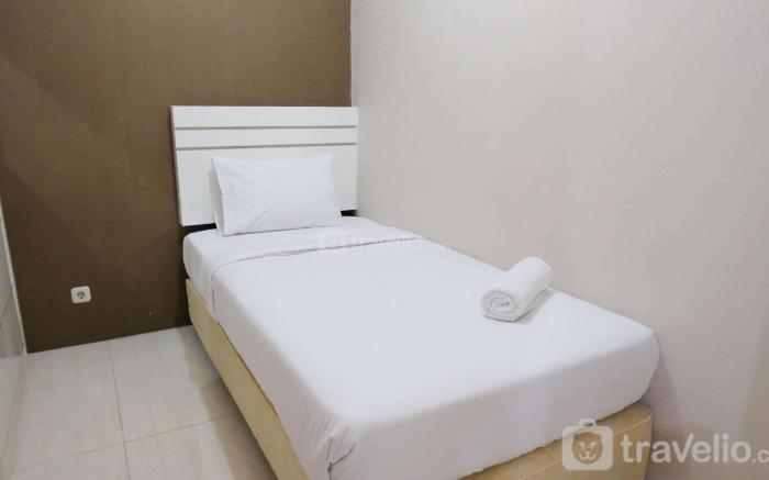 Homey 2BR Puncak Bukit Golf Surabaya By Travelio